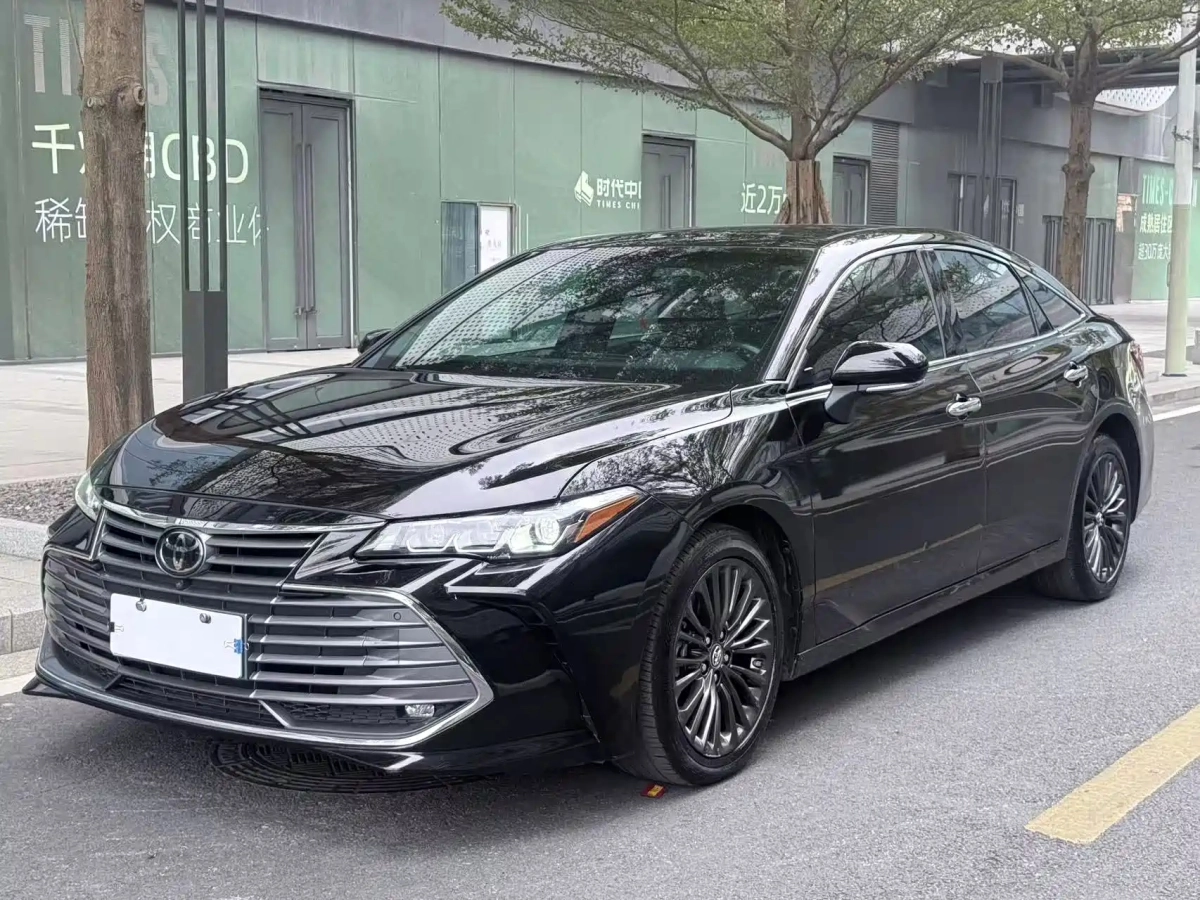 TOYOTA AVALON  2019