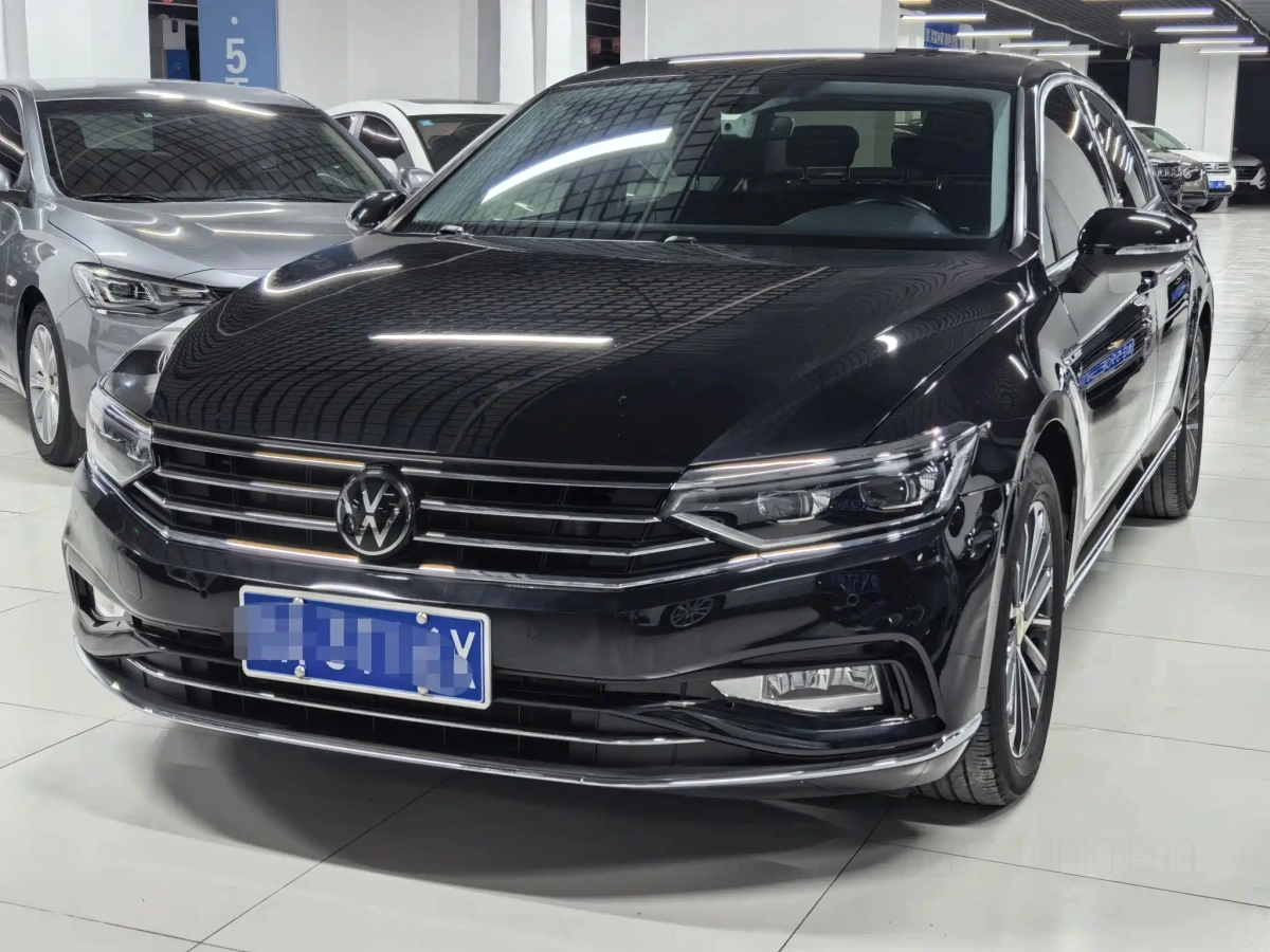 VOLKSWAGEN MAGOTAN  2020