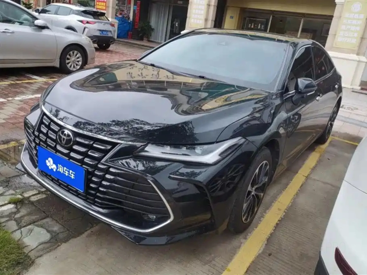 TOYOTA AVALON  2023