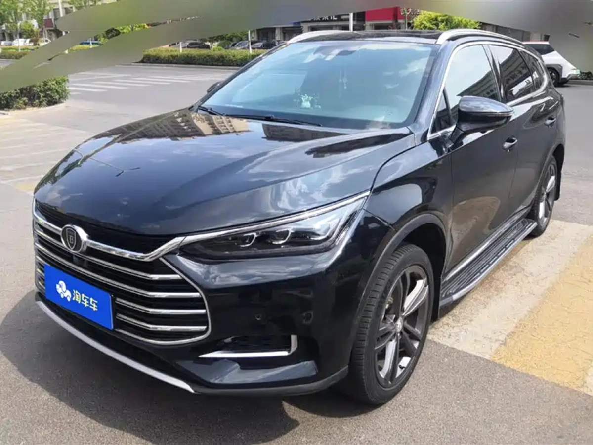 BYD TANG  2020