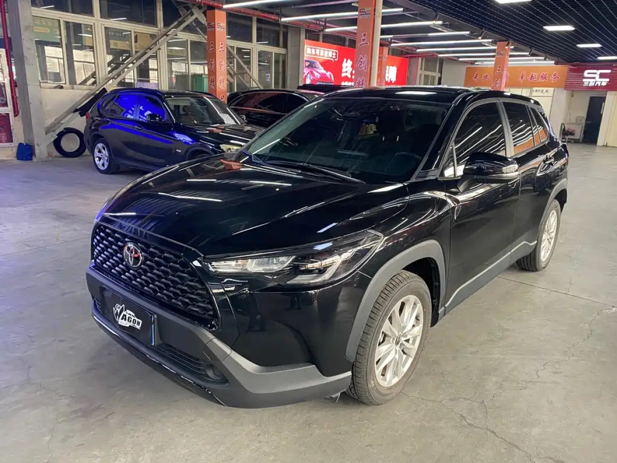 TOYOTA COROLLA CROSS  2025