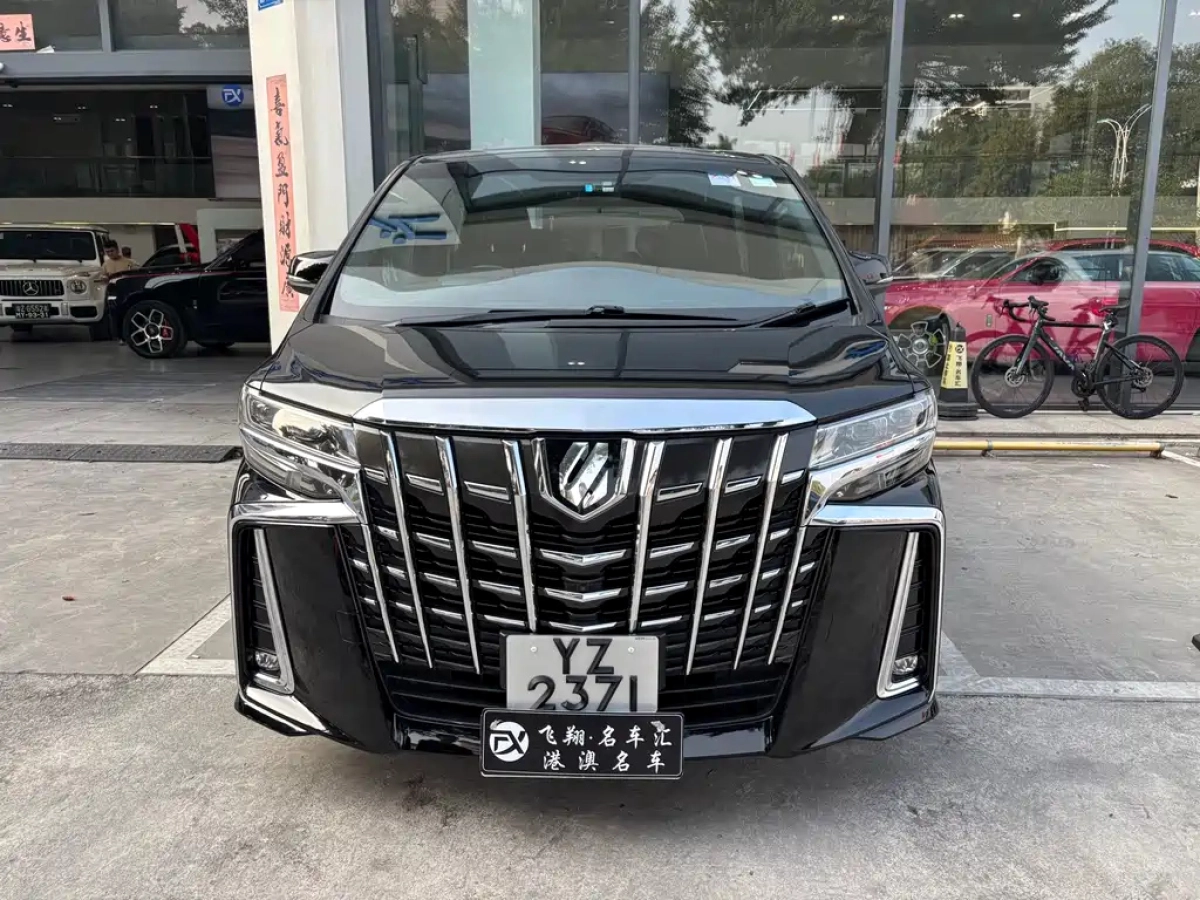 TOYOTA ALPHARD