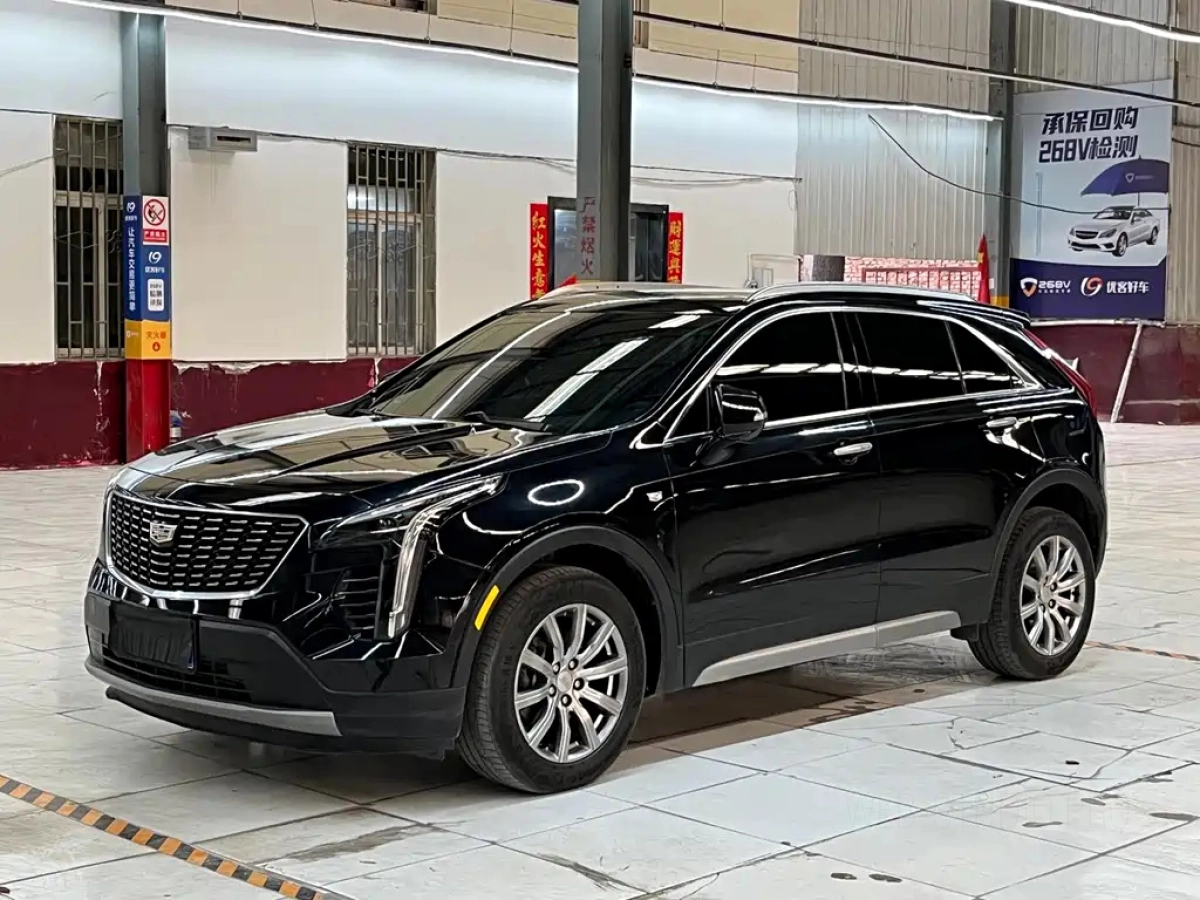 CADILLAC XT4  2021