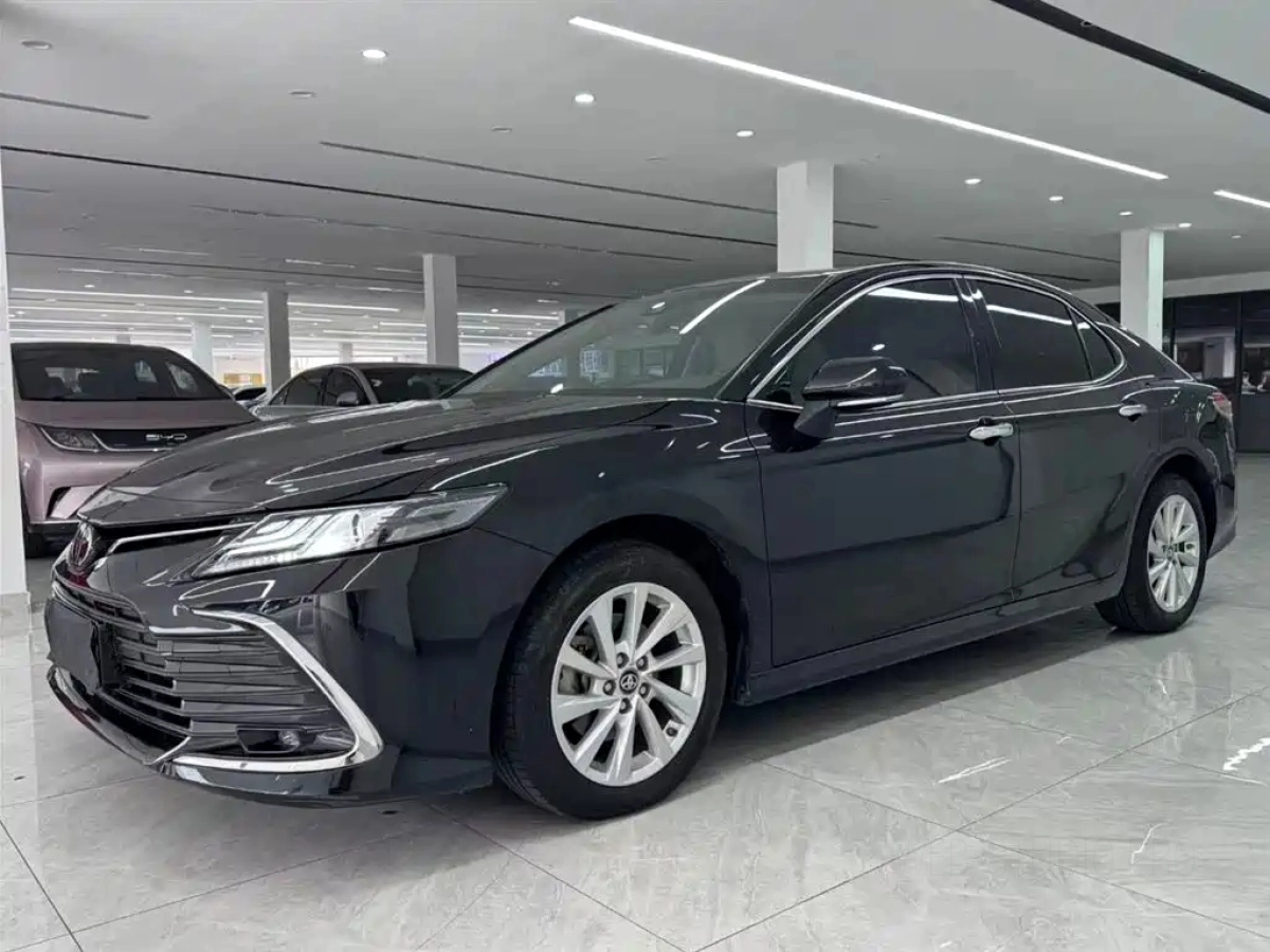 TOYOTA CAMRY  2021