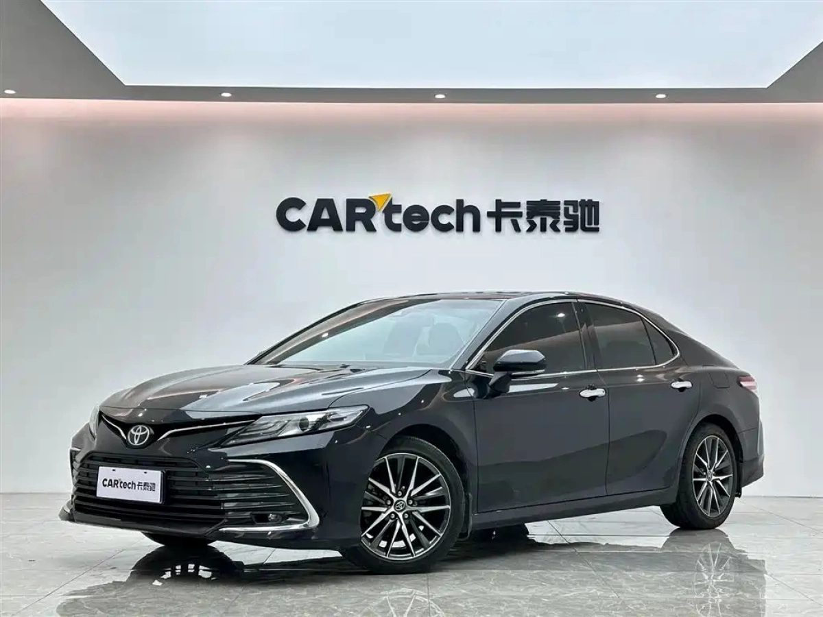 TOYOTA CAMRY  2021