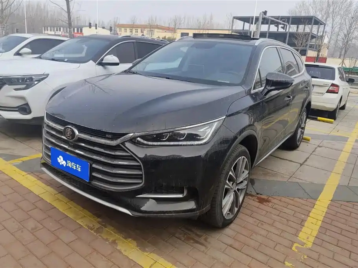 BYD TANG  2019