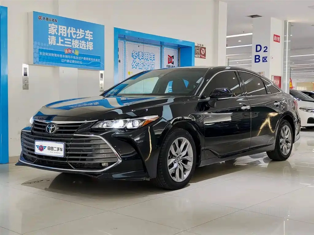 TOYOTA AVALON  2021