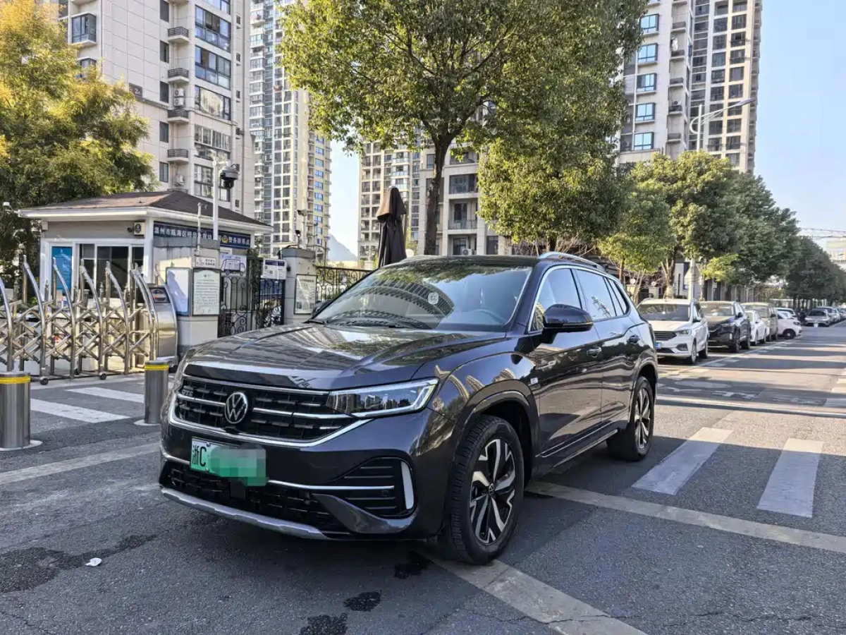 VOLKSWAGEN TAYRON GTE PLUG-IN HYBRID HYB  2024