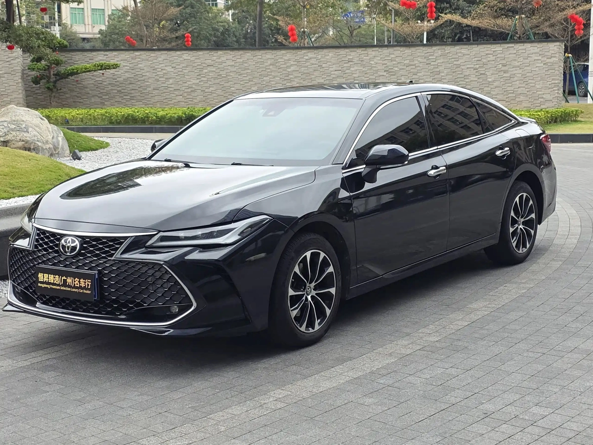 TOYOTA AVALON  2023
