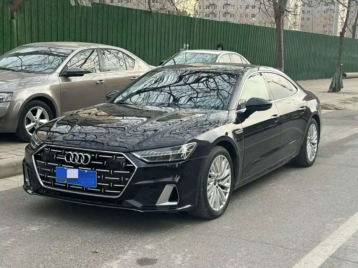 AUDI A7L  2023