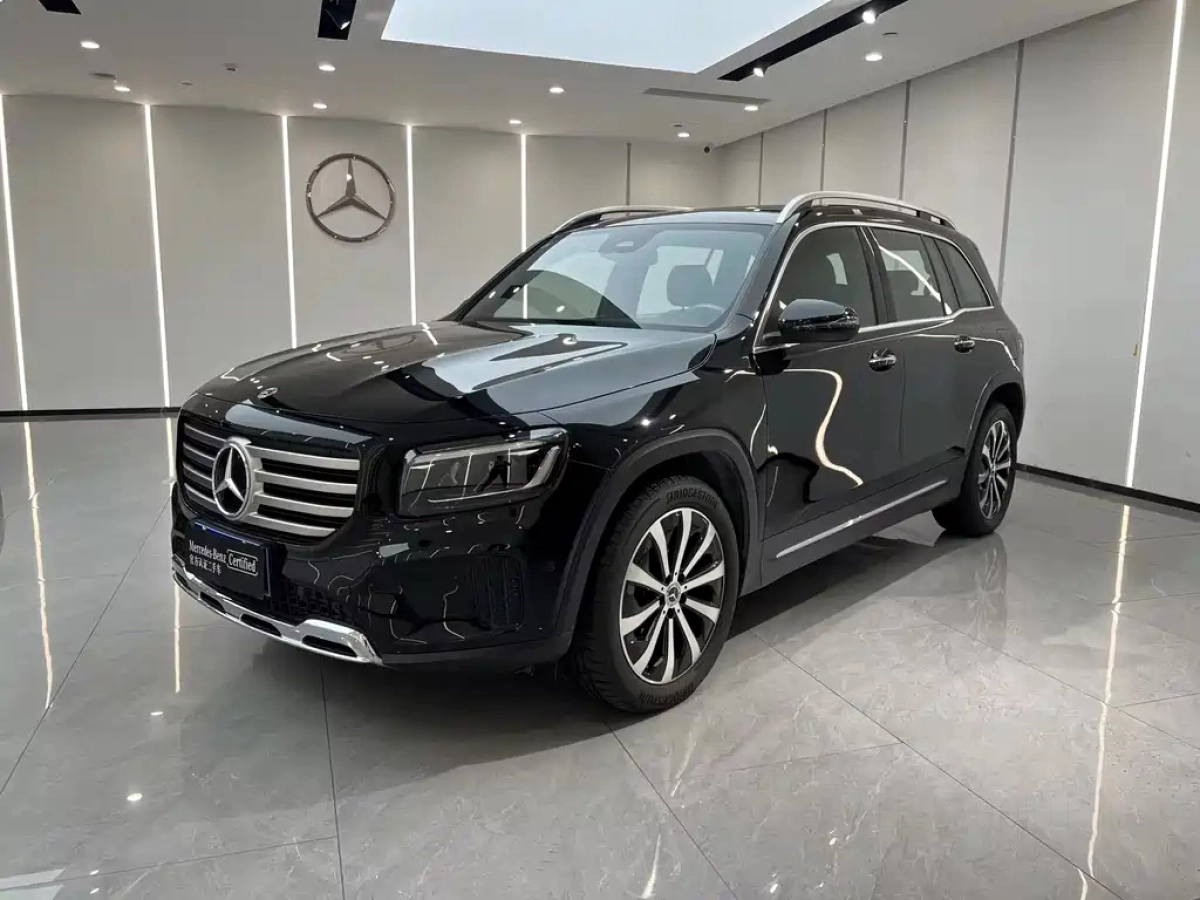 MERCEDES-BENZ GLB