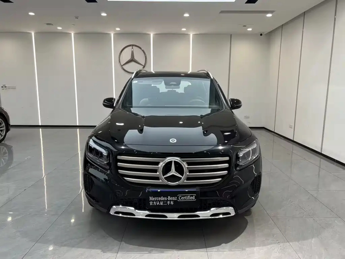MERCEDES-BENZ GLB