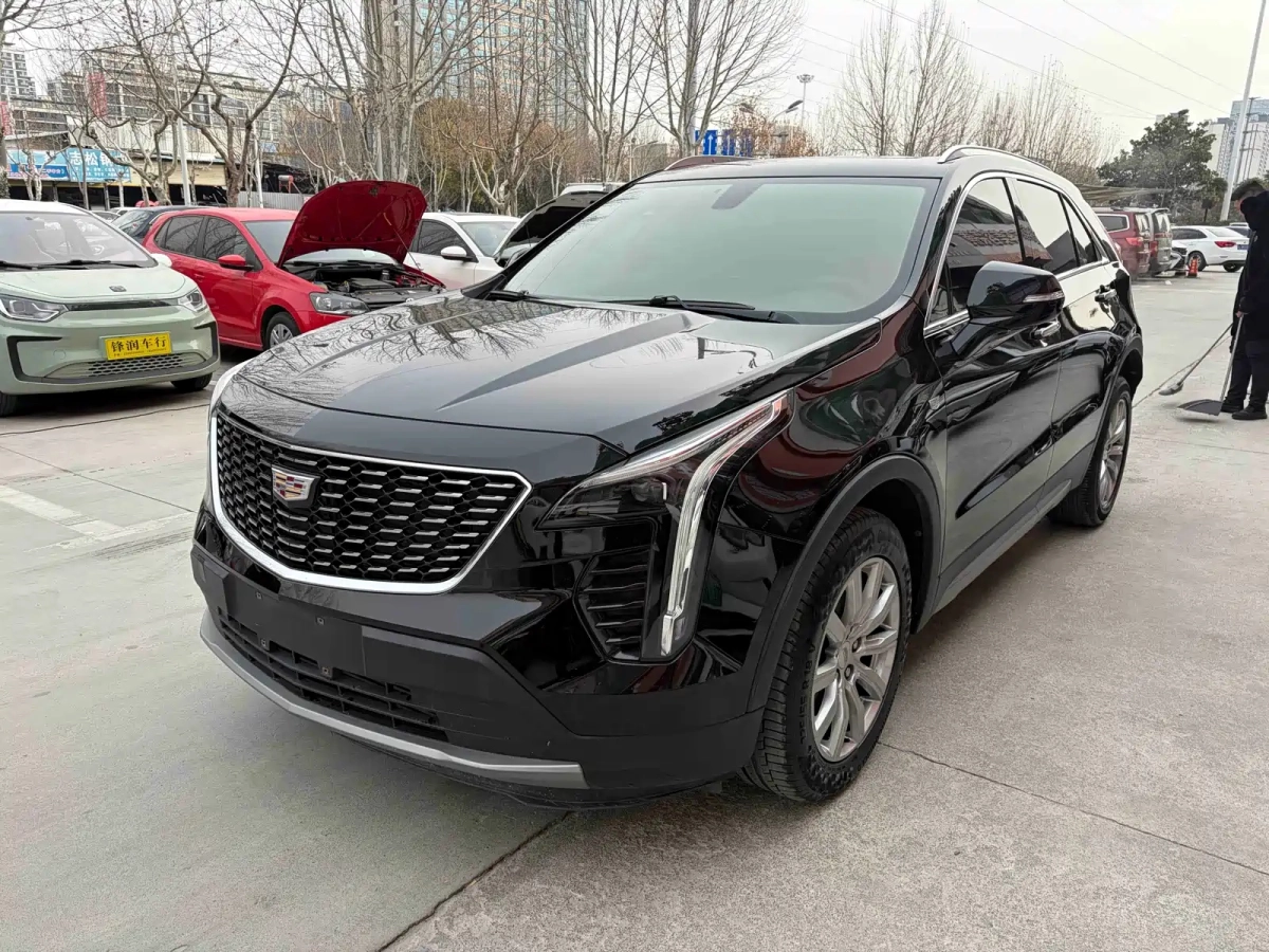 CADILLAC XT4  2021