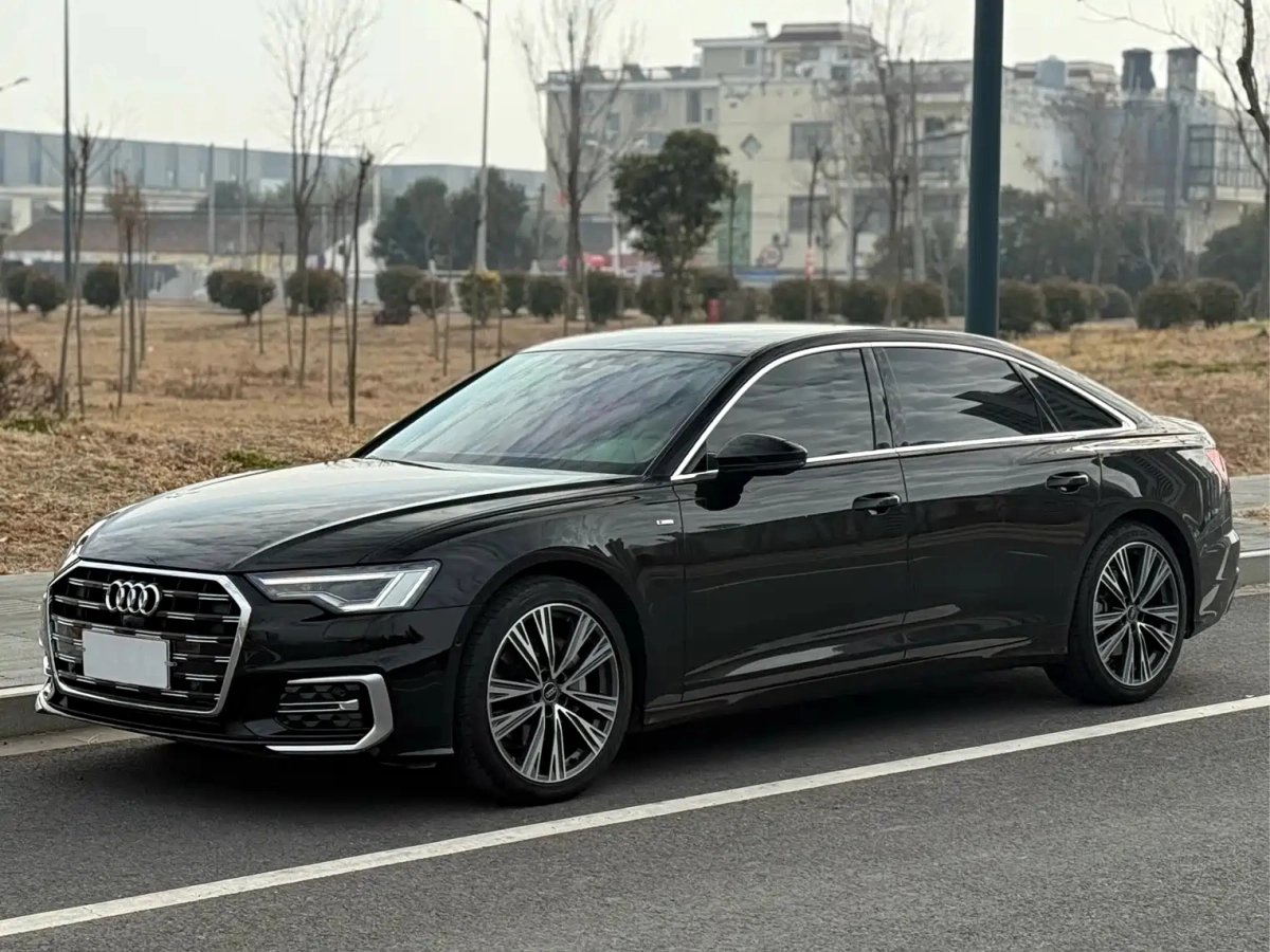 AUDI A6L  2025