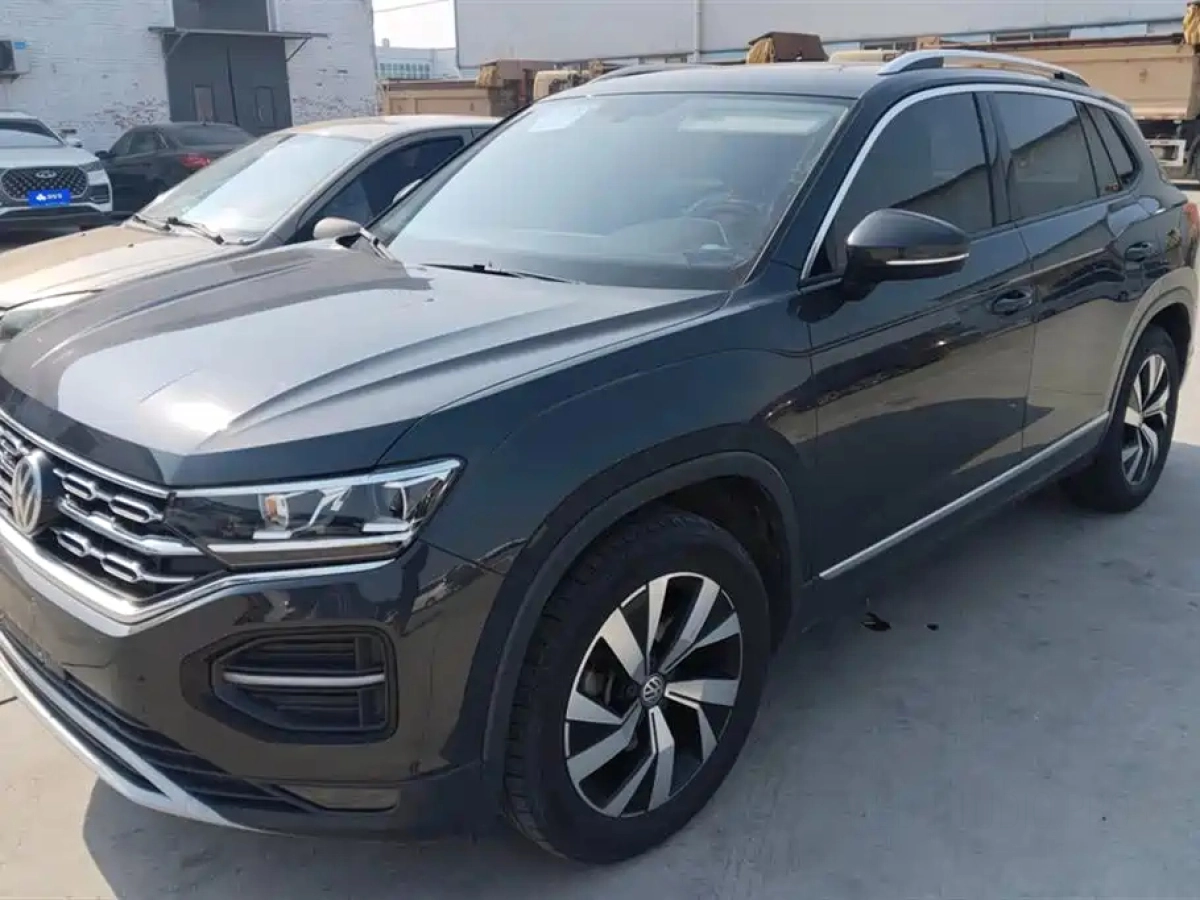 VOLKSWAGEN TAYRON  2019