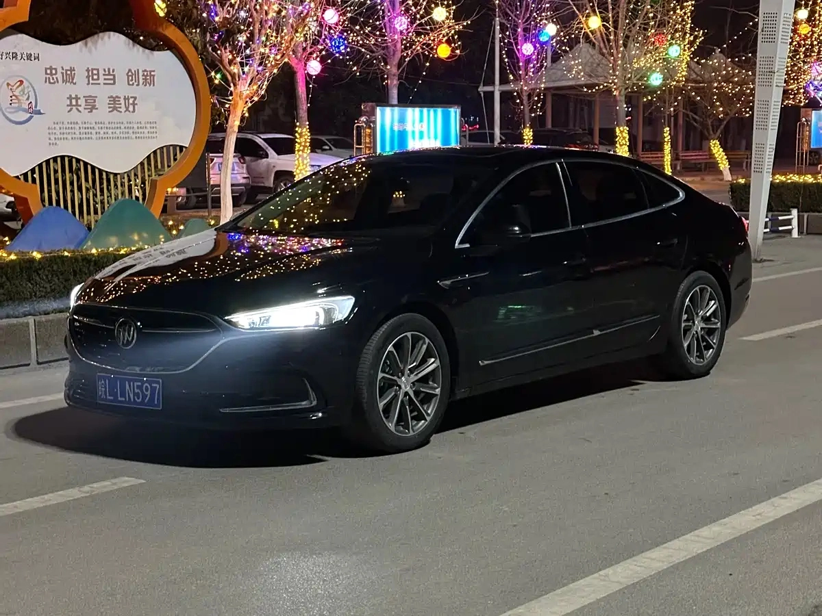 BUICK LACROSSE  2019