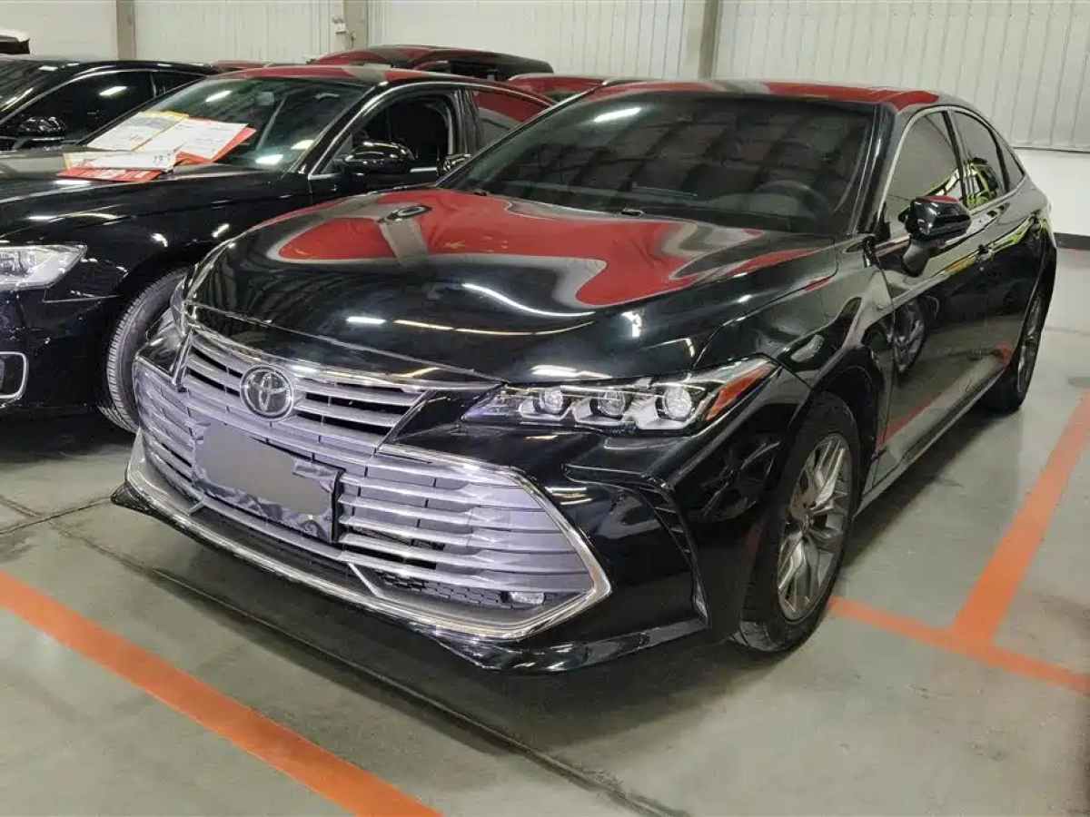 TOYOTA AVALON  2022