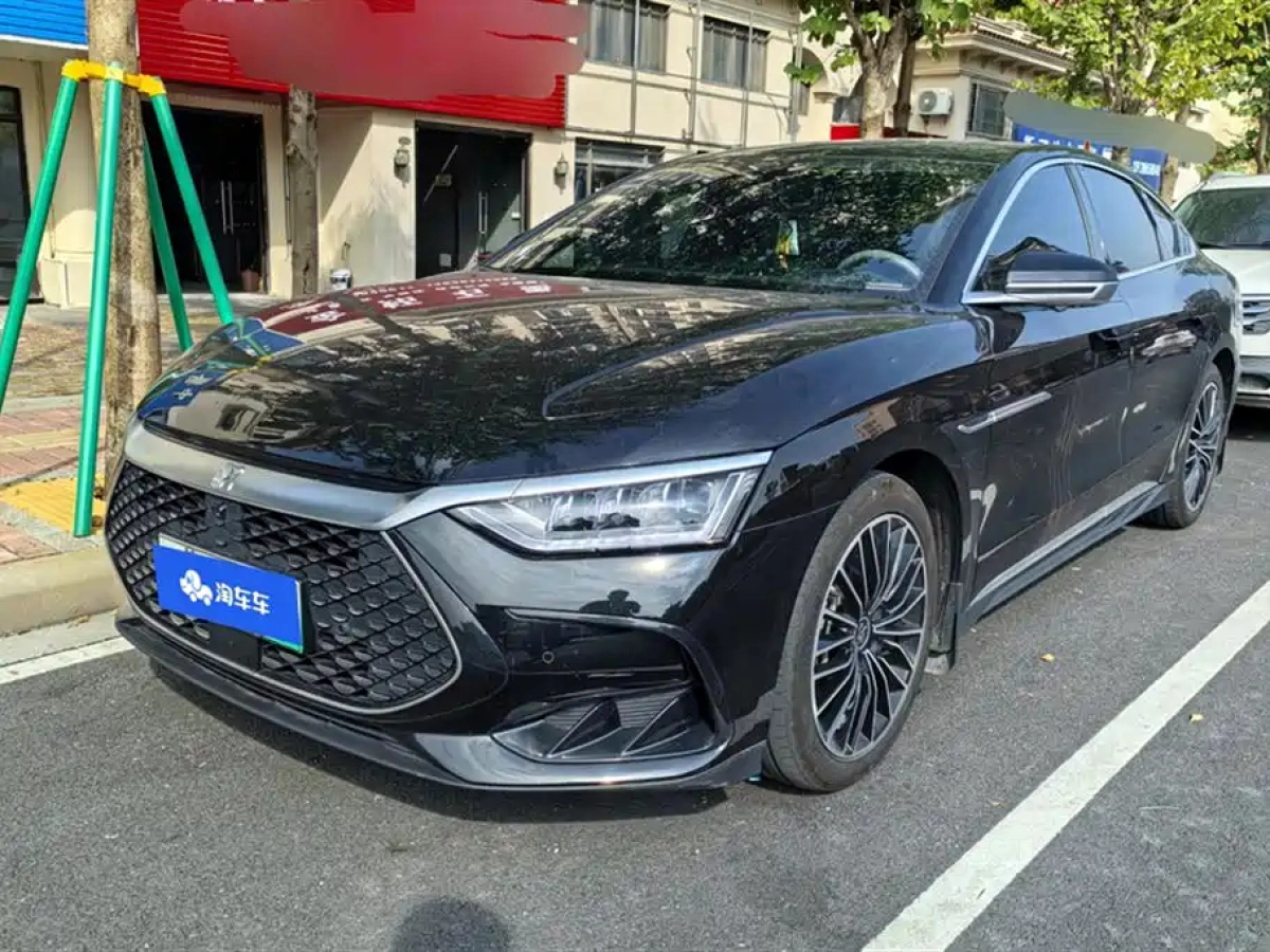 BYD HAN  2024