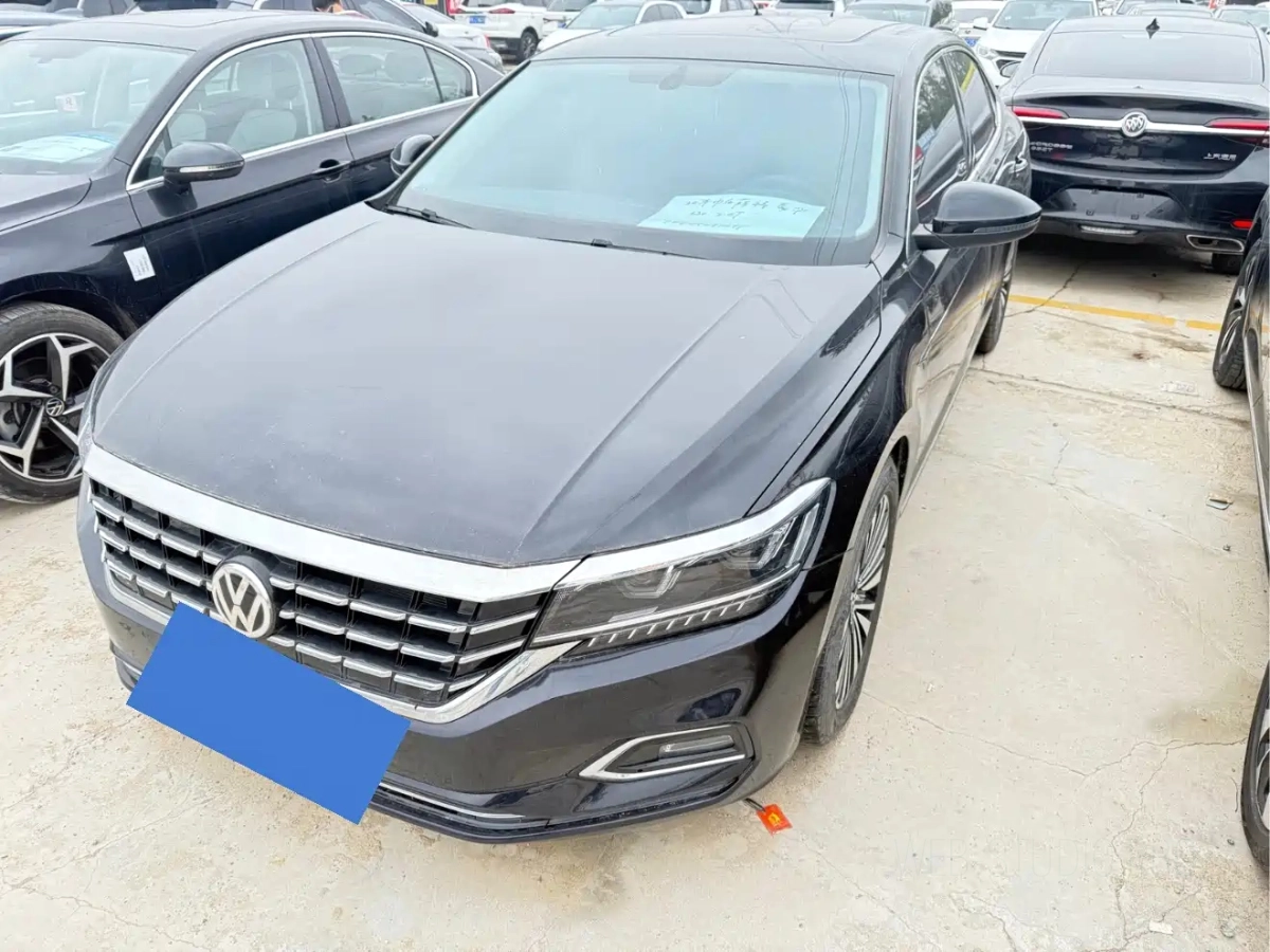 VOLKSWAGEN PASSAT  2020