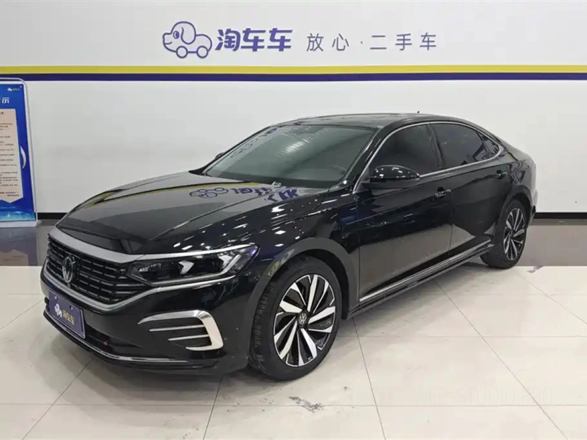 VOLKSWAGEN PASSAT  2024