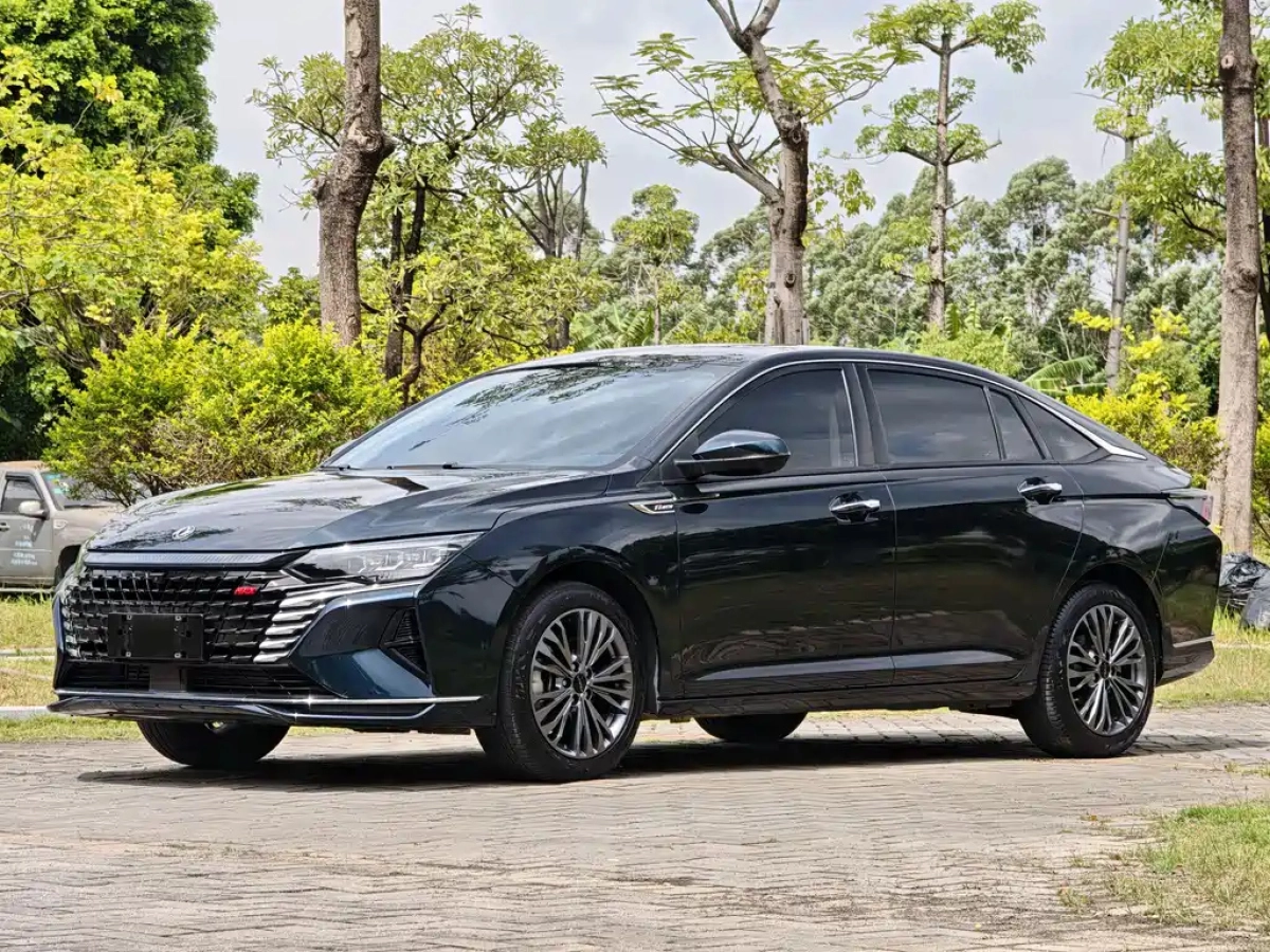 DONGFENG AEOLUS YIXUAN MAX  2022