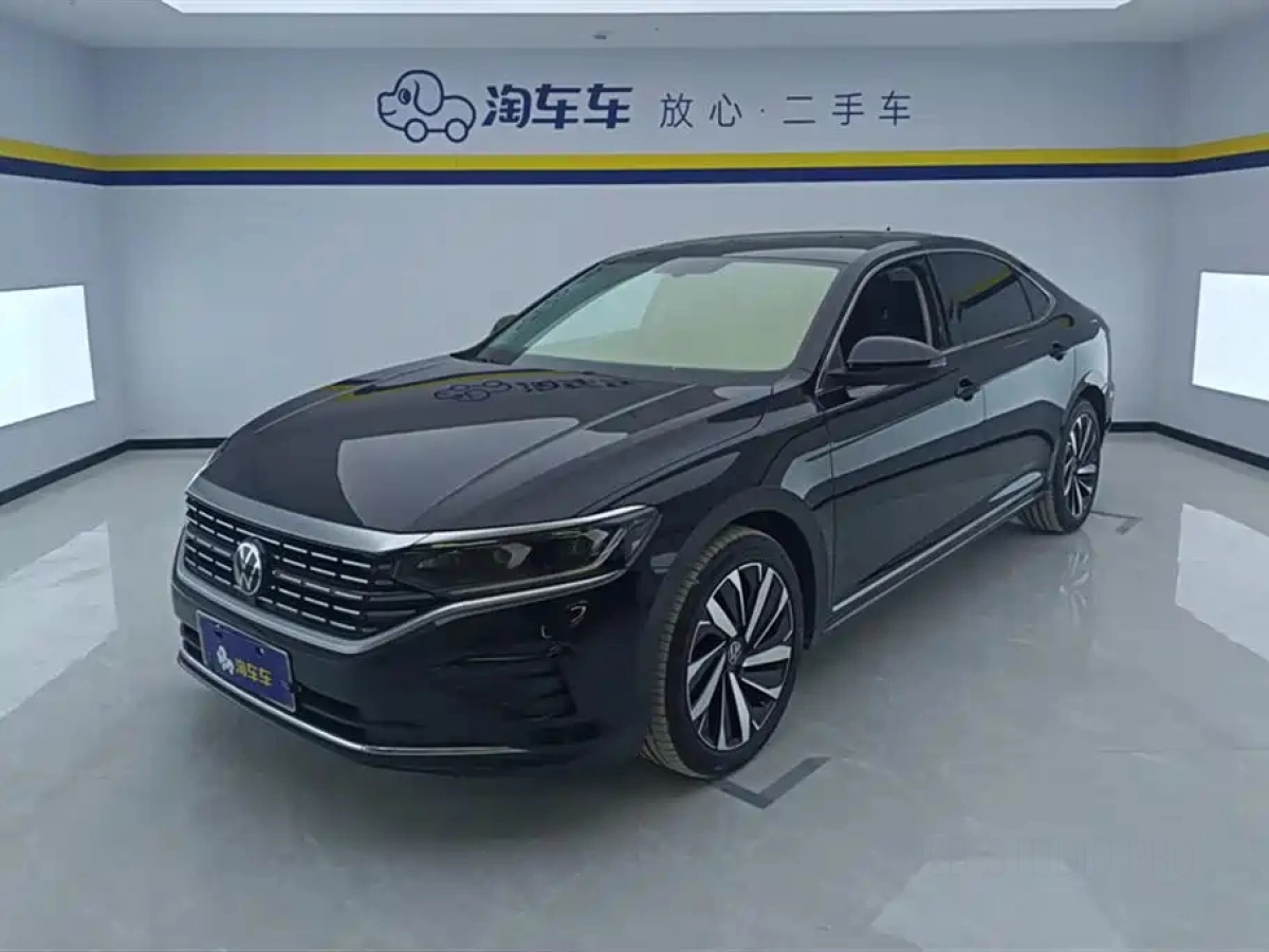 VOLKSWAGEN PASSAT  2023