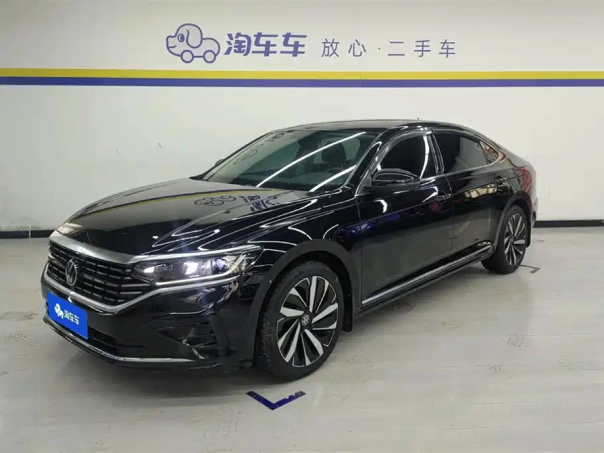 VOLKSWAGEN PASSAT  2022