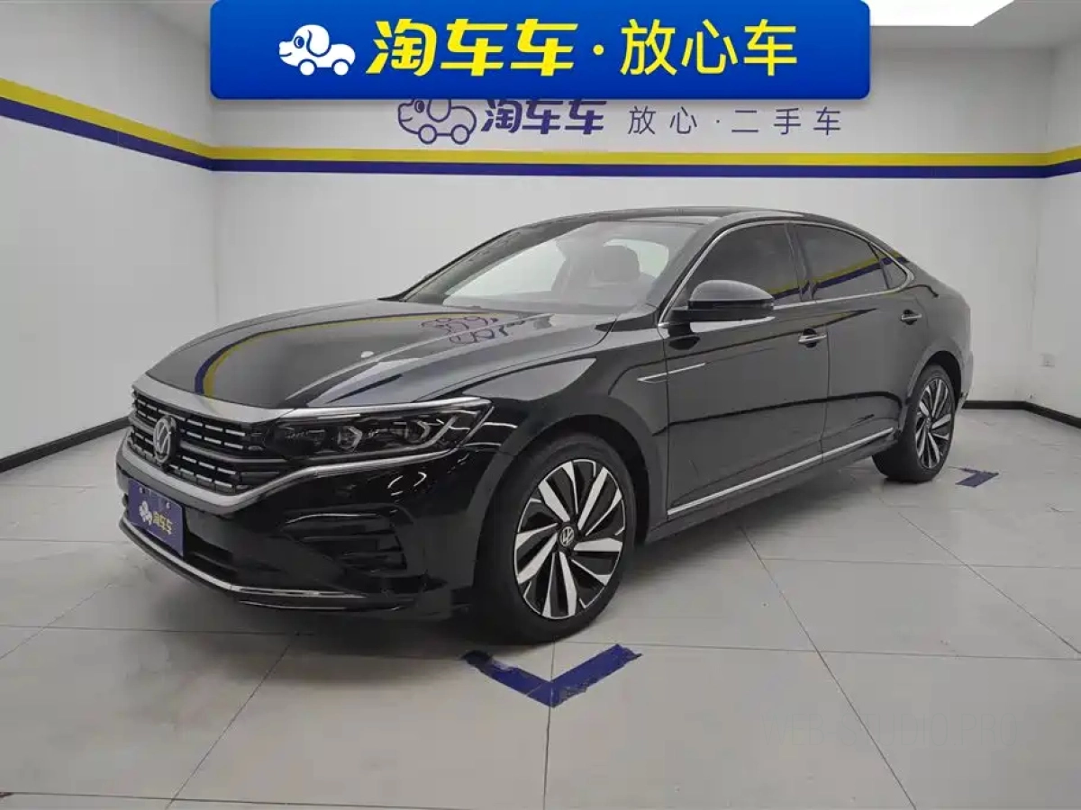 VOLKSWAGEN PASSAT  2022