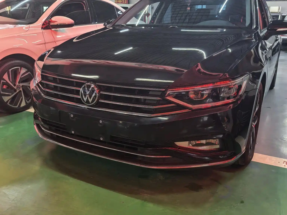 VOLKSWAGEN MAGOTAN  2023