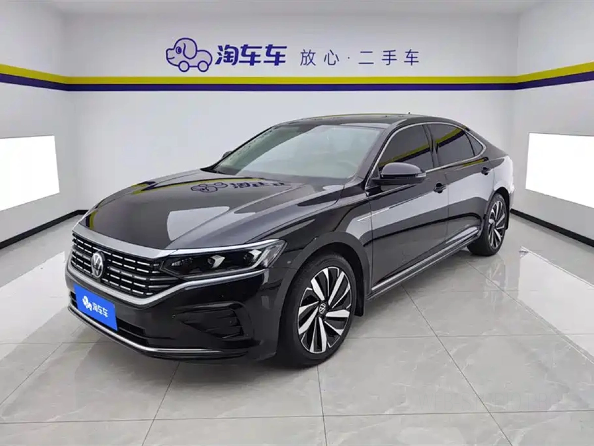 VOLKSWAGEN PASSAT  2023