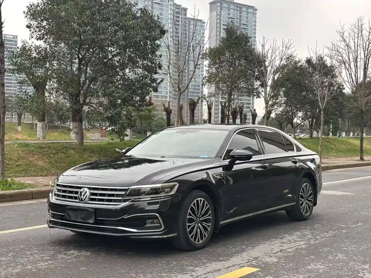 VOLKSWAGEN PHIDEON  2021