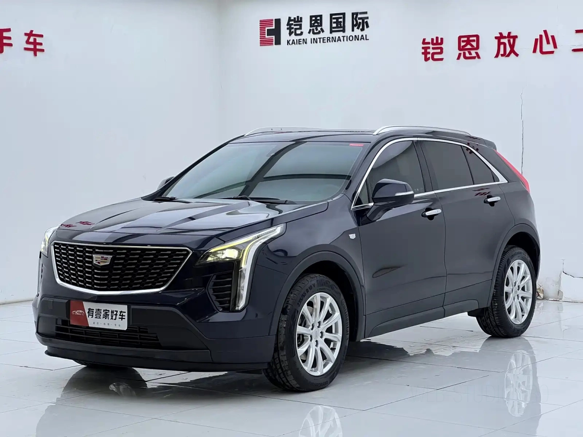 CADILLAC XT4