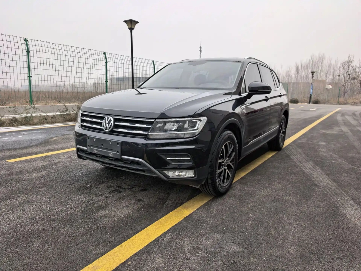 VOLKSWAGEN TIGUAN L  2019