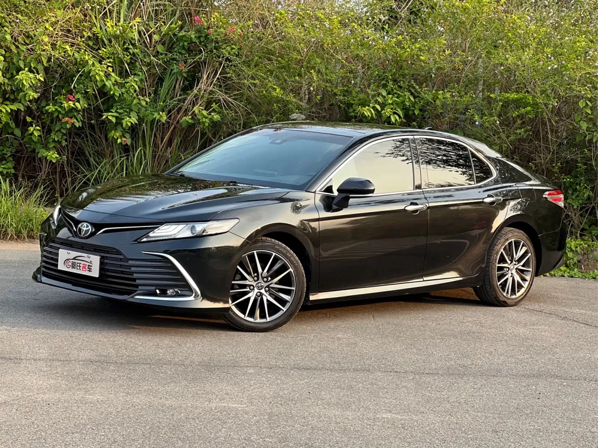 TOYOTA CAMRY  2021