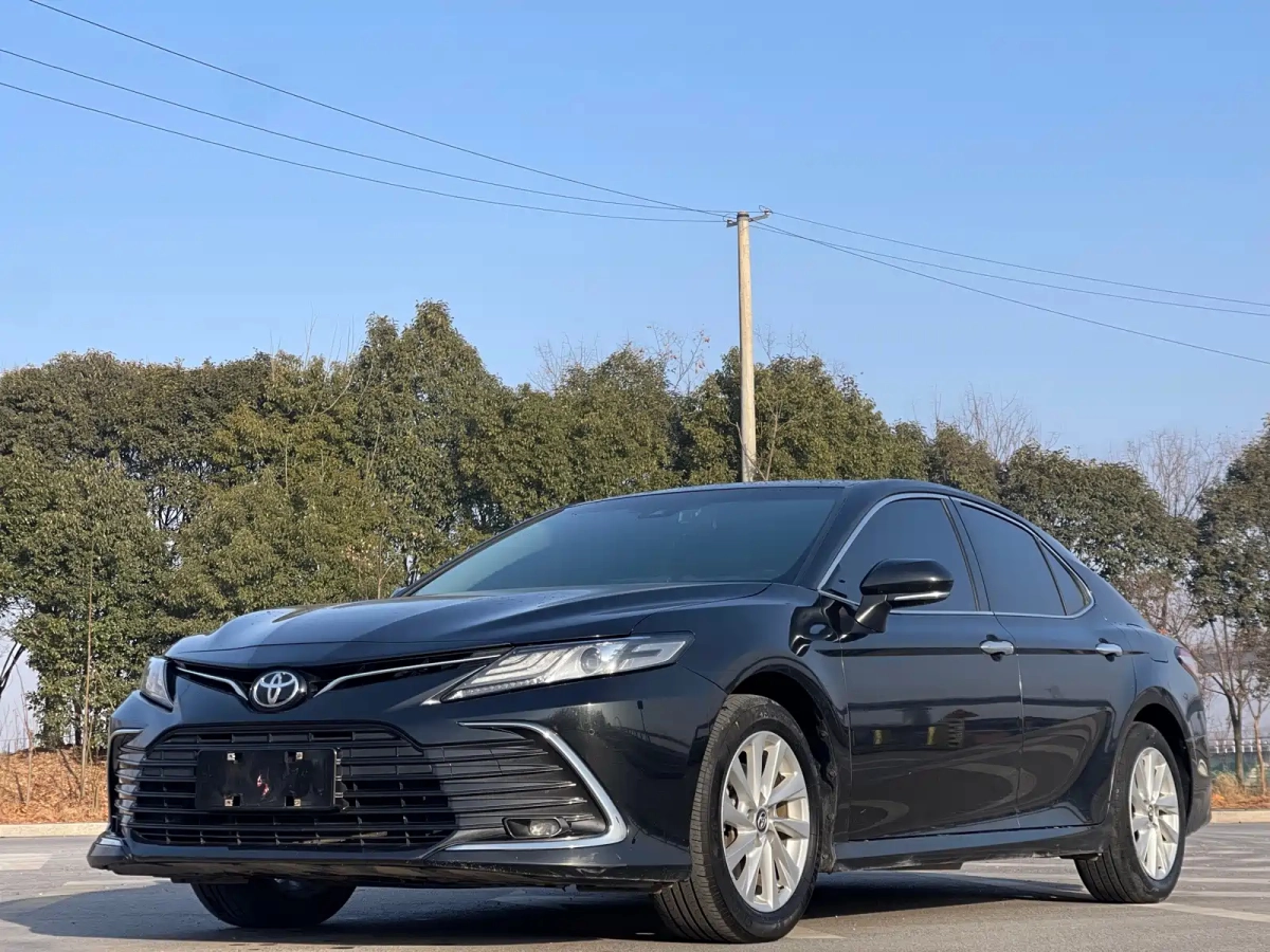 TOYOTA CAMRY  2023