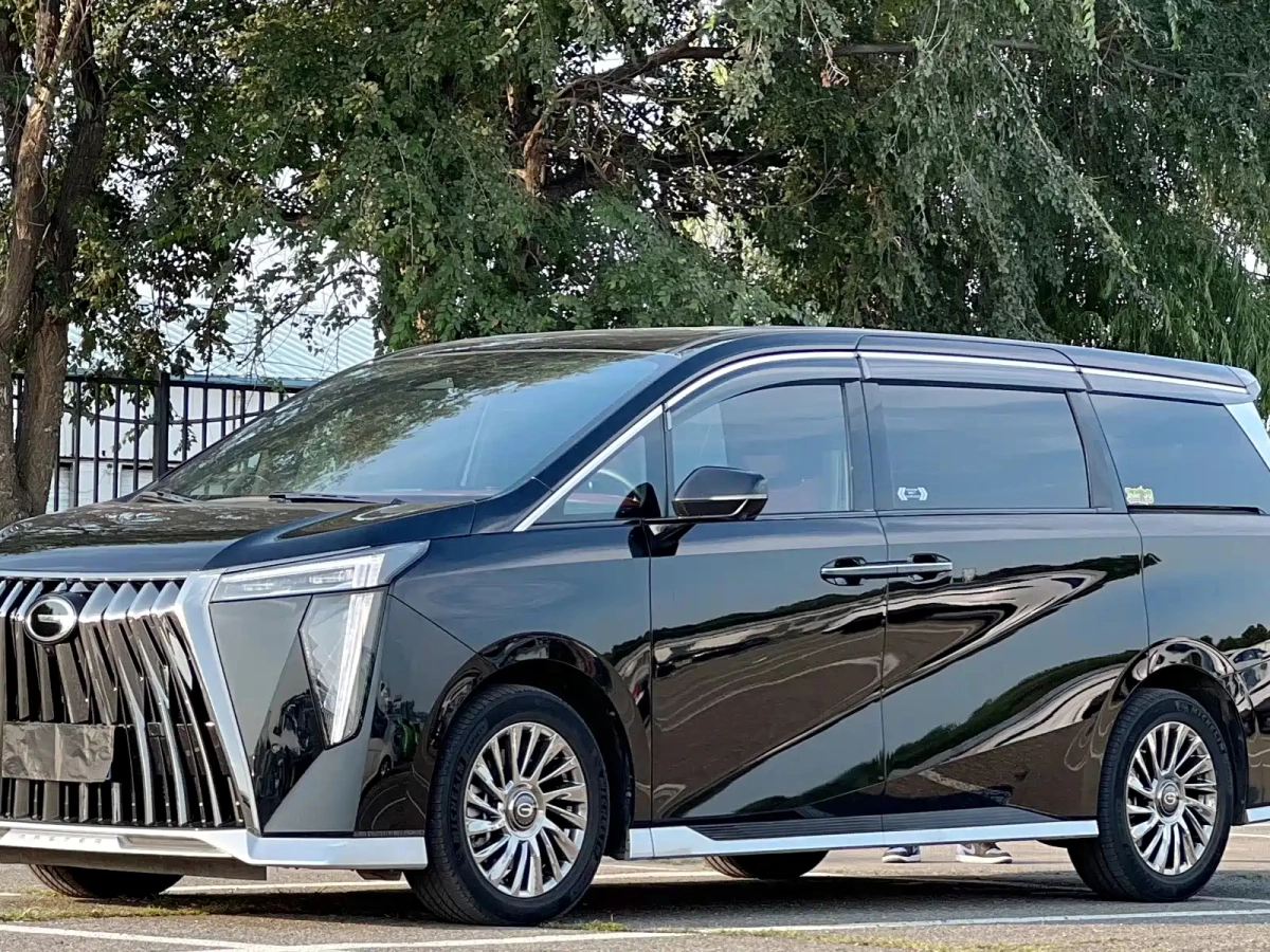 GAC TRUMPCHI TRUMPCHI M8