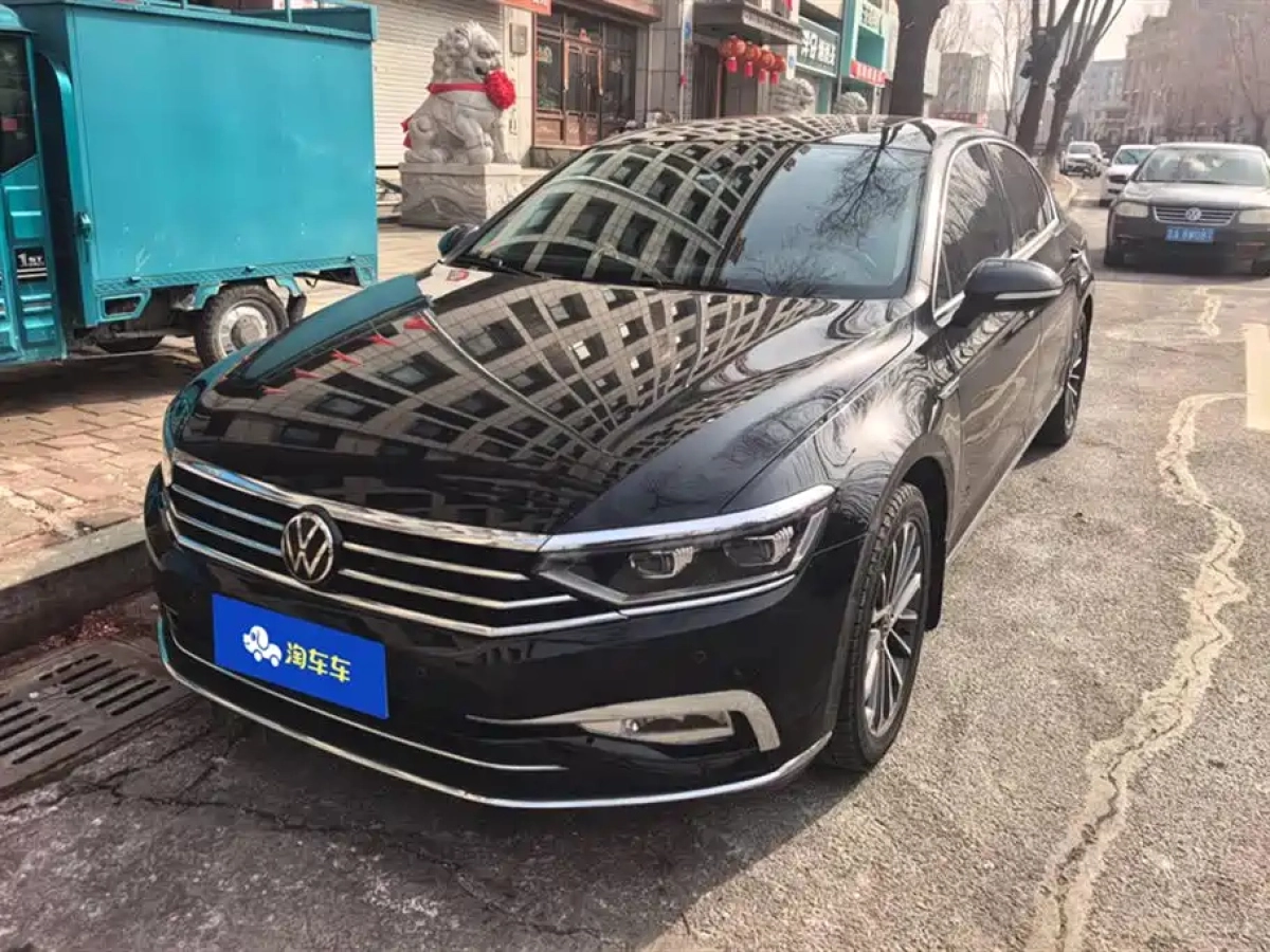 VOLKSWAGEN MAGOTAN  2022