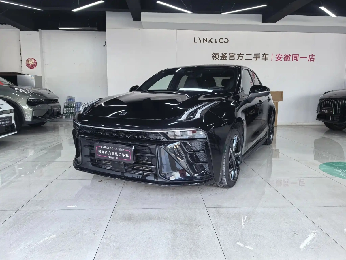 LYNK CO 03