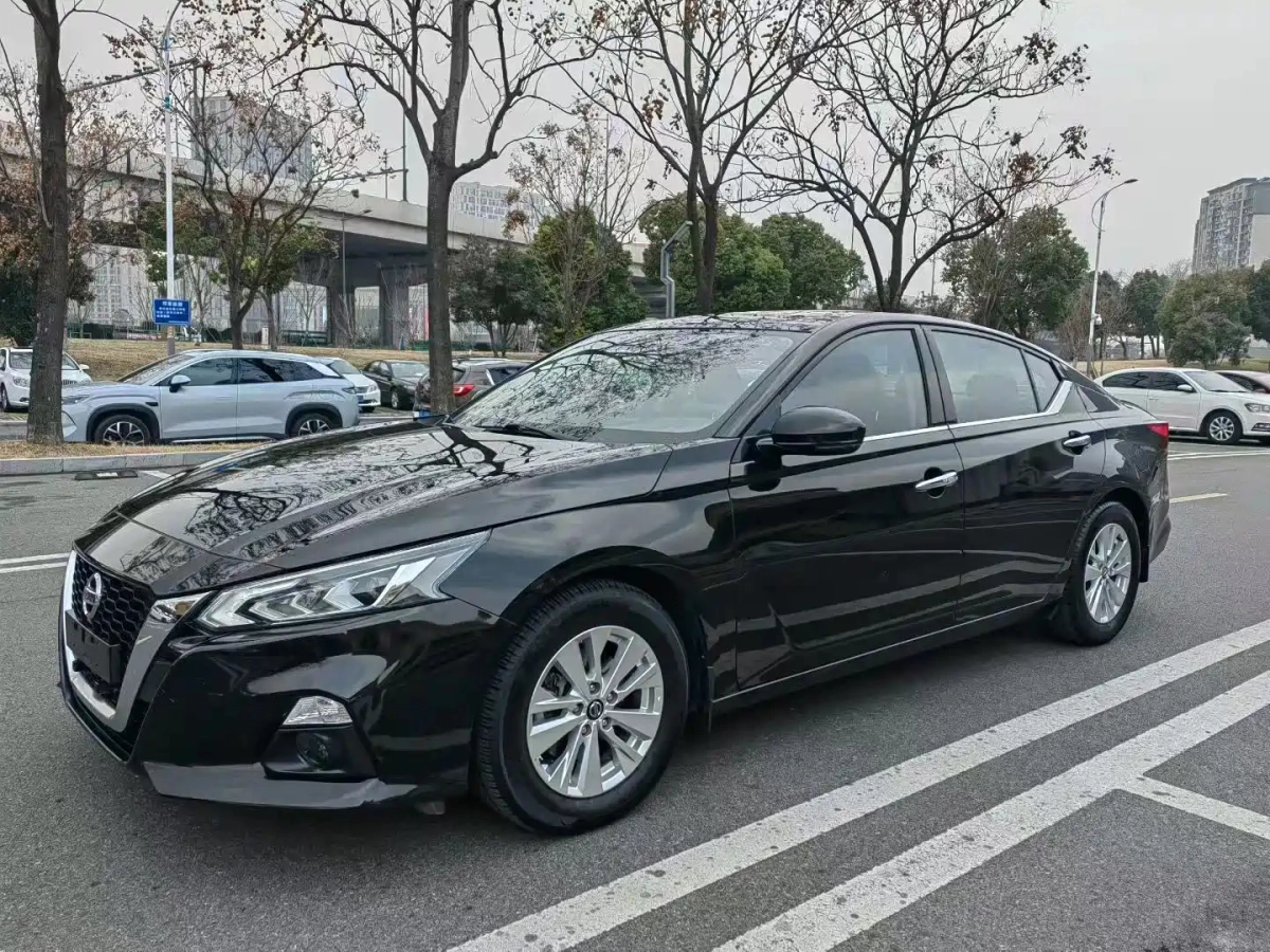 NISSAN TEANA  2020