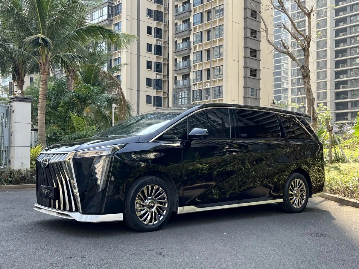 GAC TRUMPCHI TRUMPCHI M8