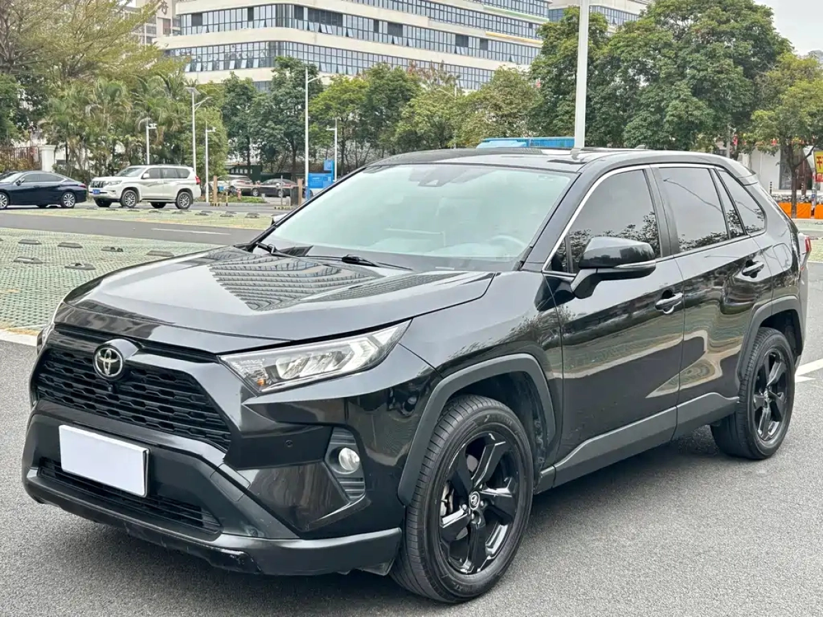 TOYOTA RAV4  2020