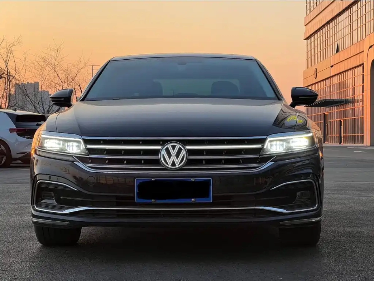 VOLKSWAGEN PHIDEON
