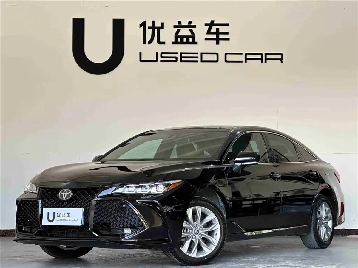 TOYOTA AVALON  2019