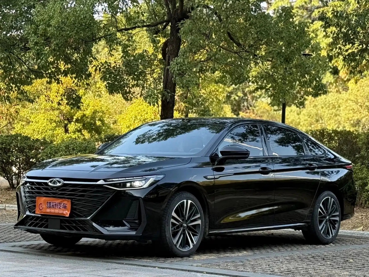 CHERY ARRIZO 8  2024