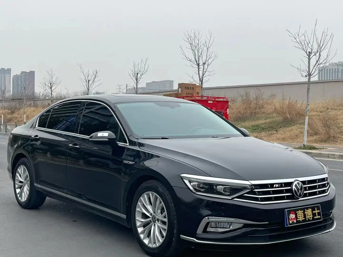 VOLKSWAGEN MAGOTAN  2021