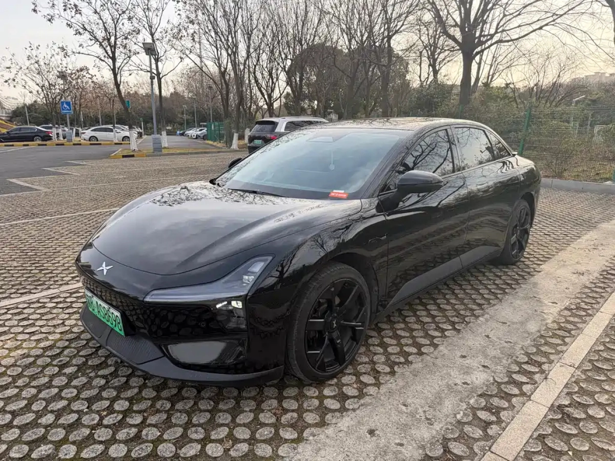 XPENG MONA M03  2024