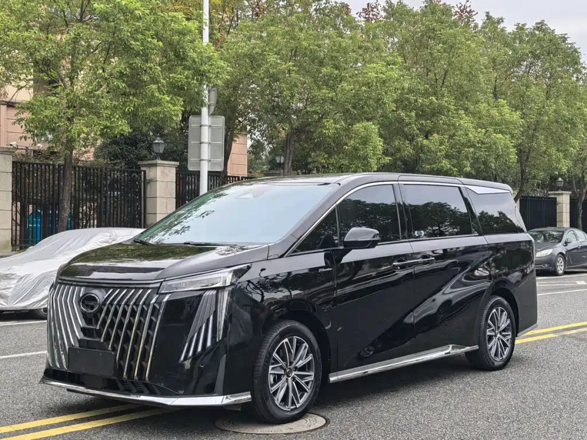 GAC TRUMPCHI TRUMPCHI M8