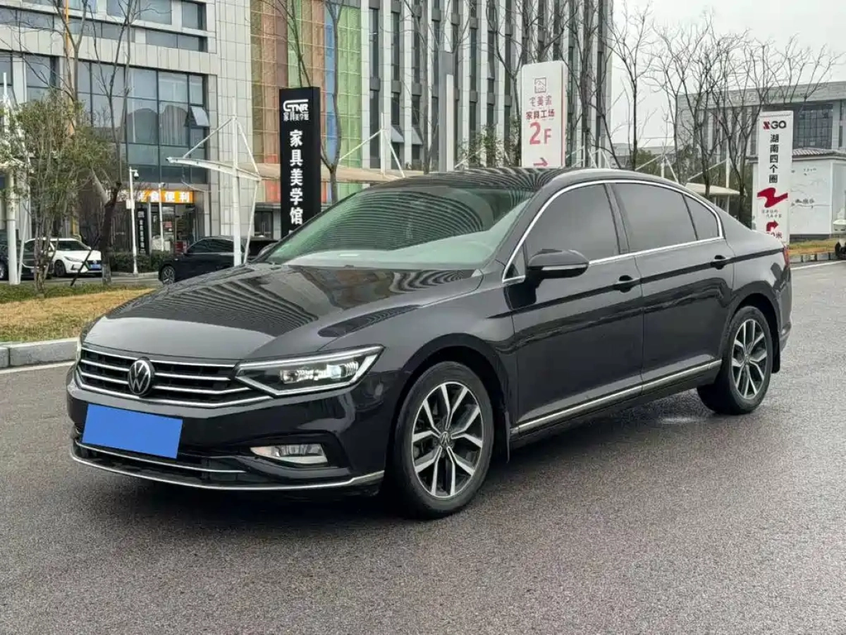 VOLKSWAGEN MAGOTAN  2022