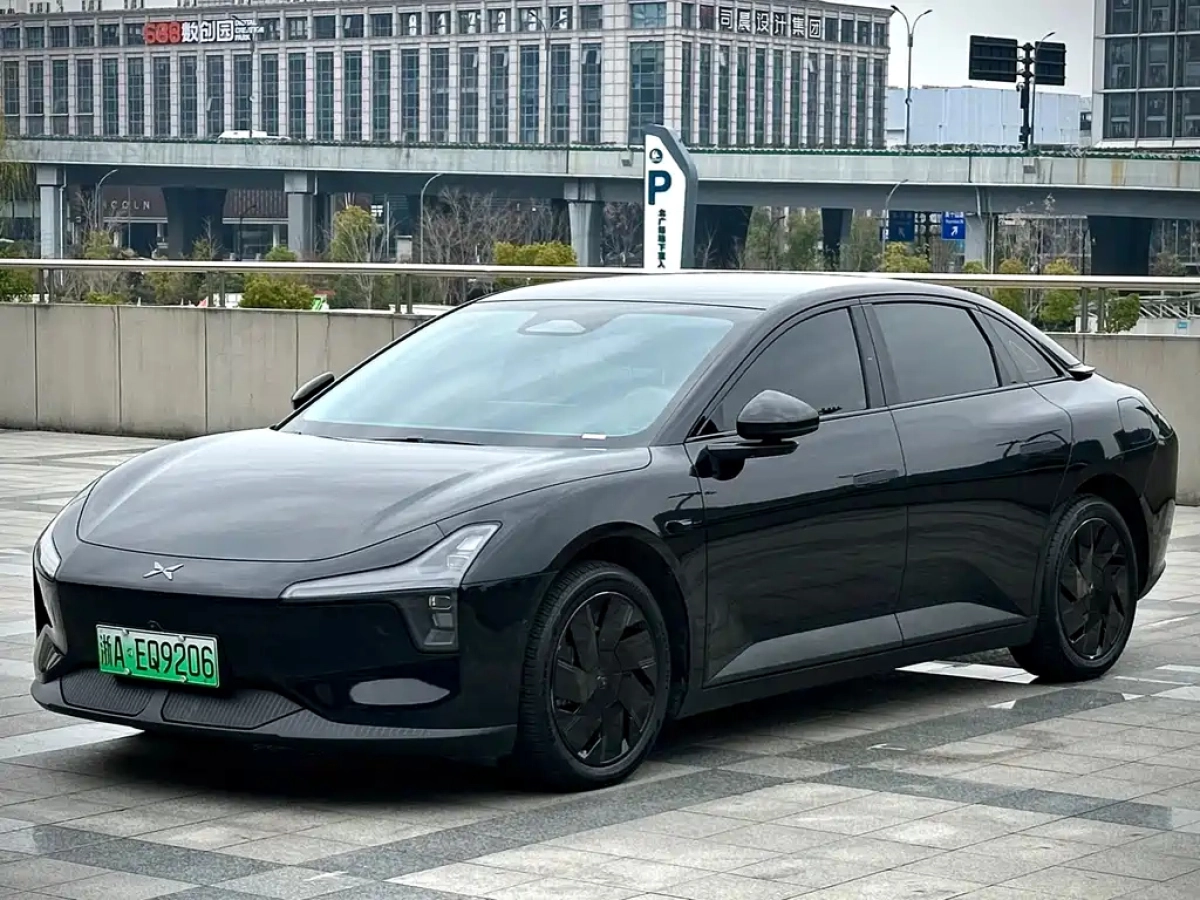 XPENG MONA M03  2025