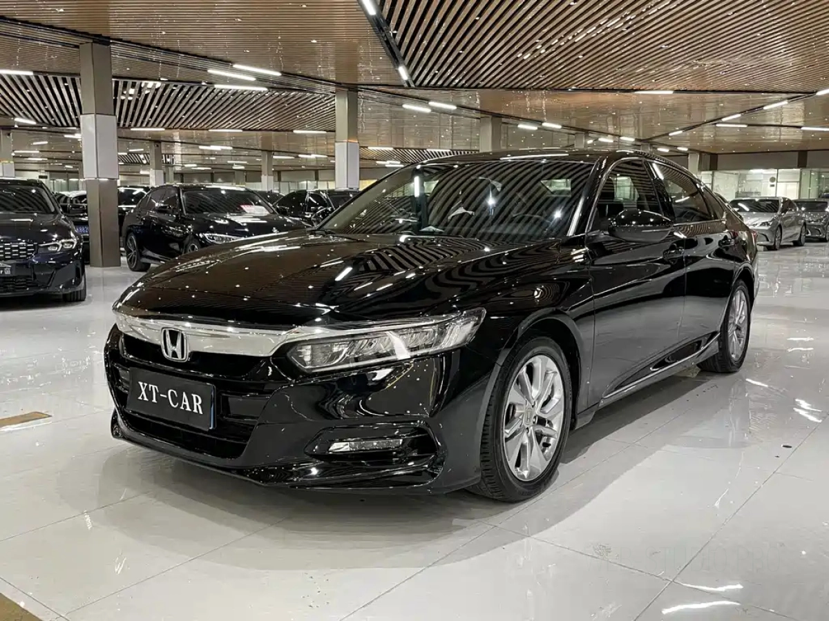 HONDA ACCORD  2019